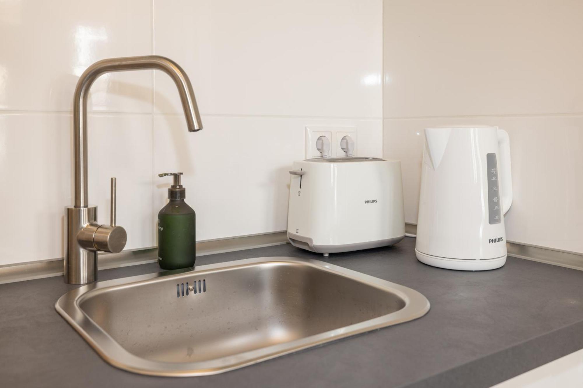 Great 2-Room Loft With 2 Bathrooms And 2 Kitchen Berlin Eksteriør bilde