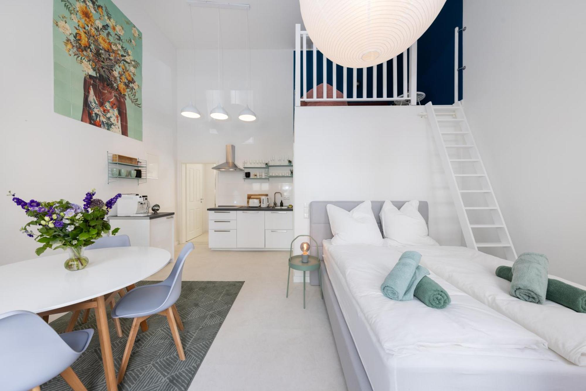Great 2-Room Loft With 2 Bathrooms And 2 Kitchen Berlin Eksteriør bilde