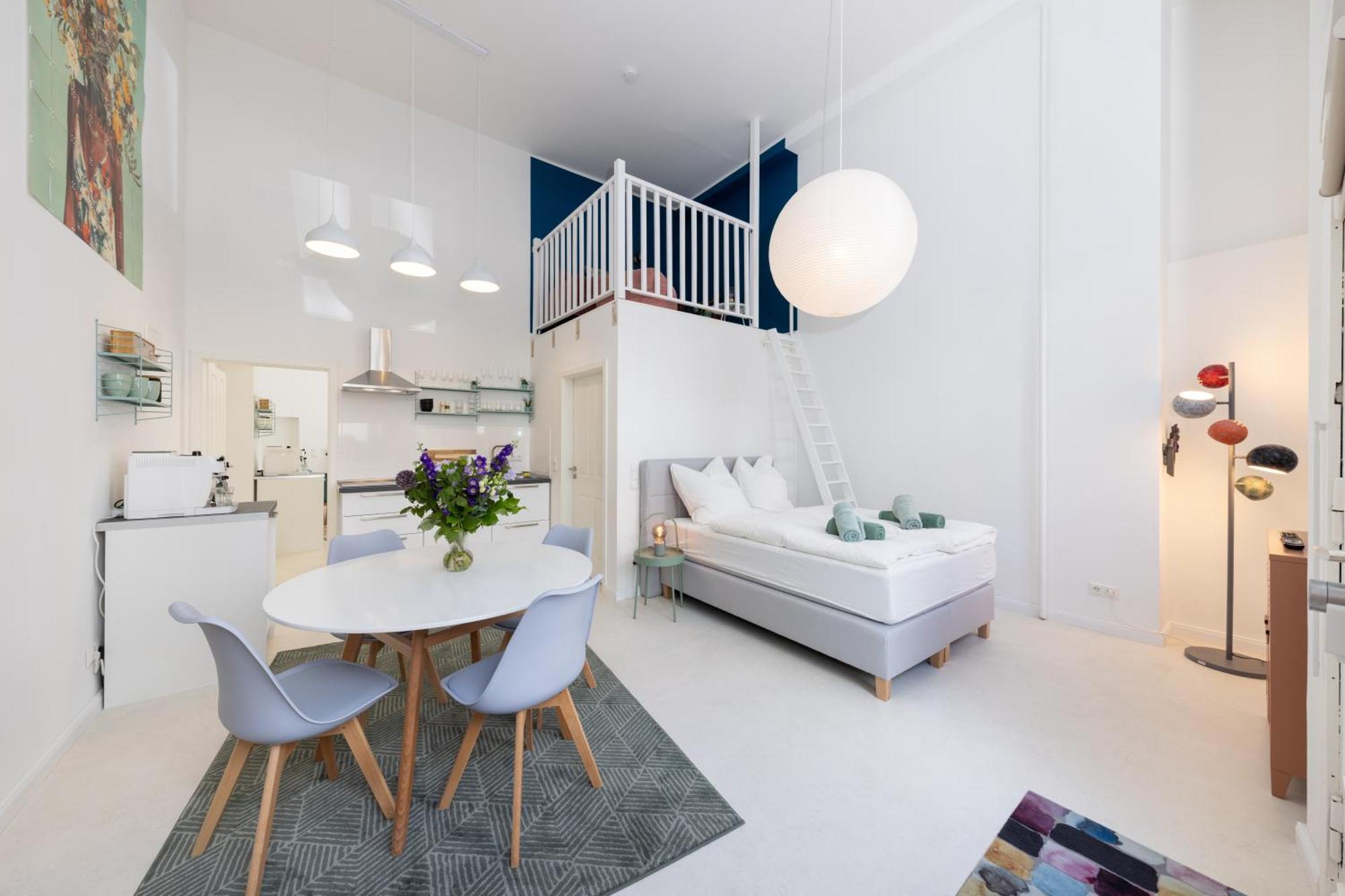 Great 2-Room Loft With 2 Bathrooms And 2 Kitchen Berlin Eksteriør bilde
